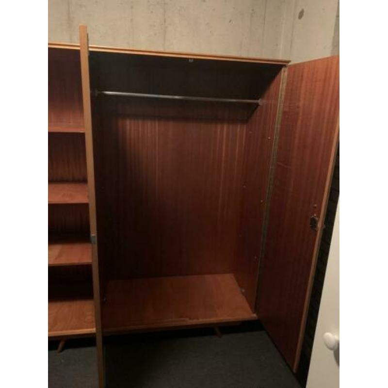 Vintage retro kledingkast 3-deur, jaren ‘60, 3- deurs