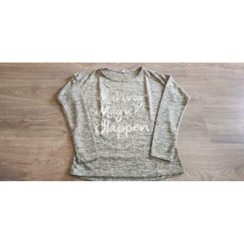 Nieuwe Geisha trui Maat S Kleur grey melange ( beige / grijs