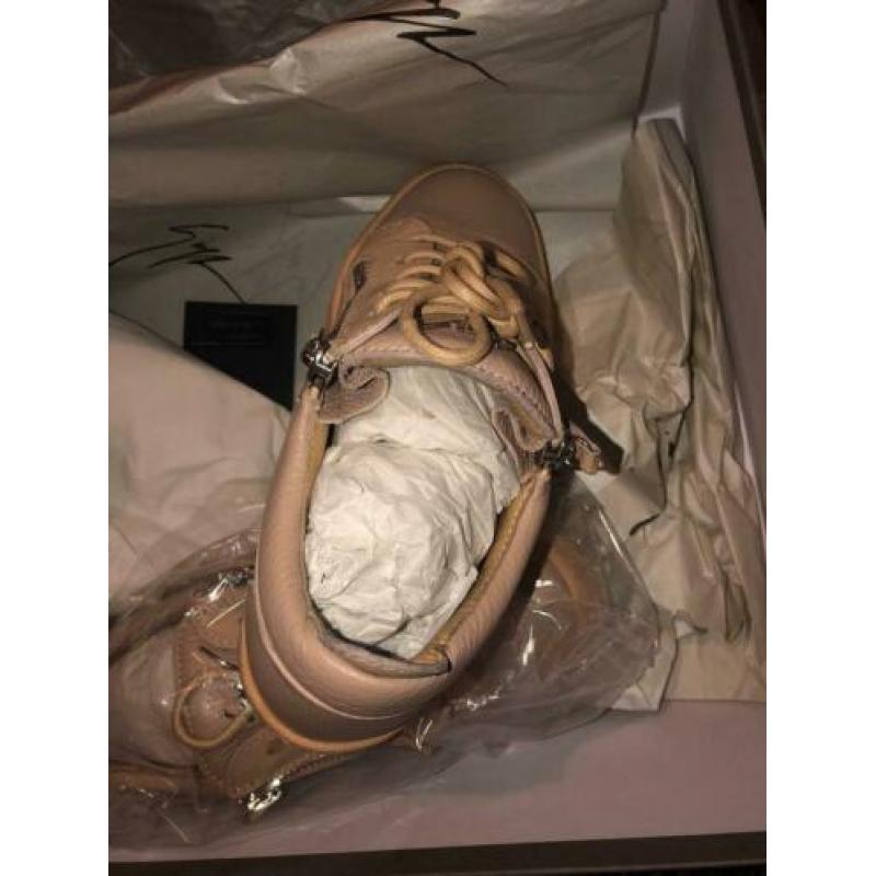 Zanotti ORIGINEEL maat 35