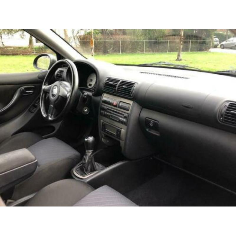 SEAT Leon 1.9 TDI Topsport 2003 ARL 6-bak! Cruise control! S