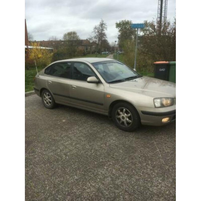 Hyundai Elantra 2.0 GLS Airco! €1600