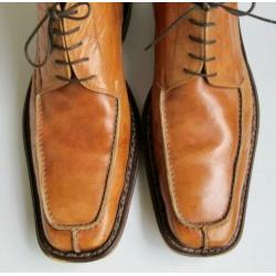 Bruine leren veterboots van Dolcis - mt 46
