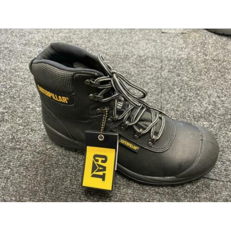 Lot van 12 paar Caterpillar werkschoenen
