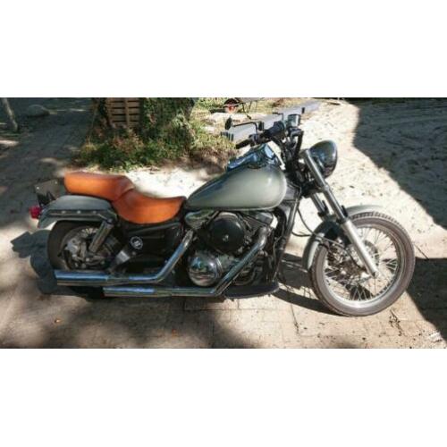 Kawasaki vulcan classic 1500 custom.