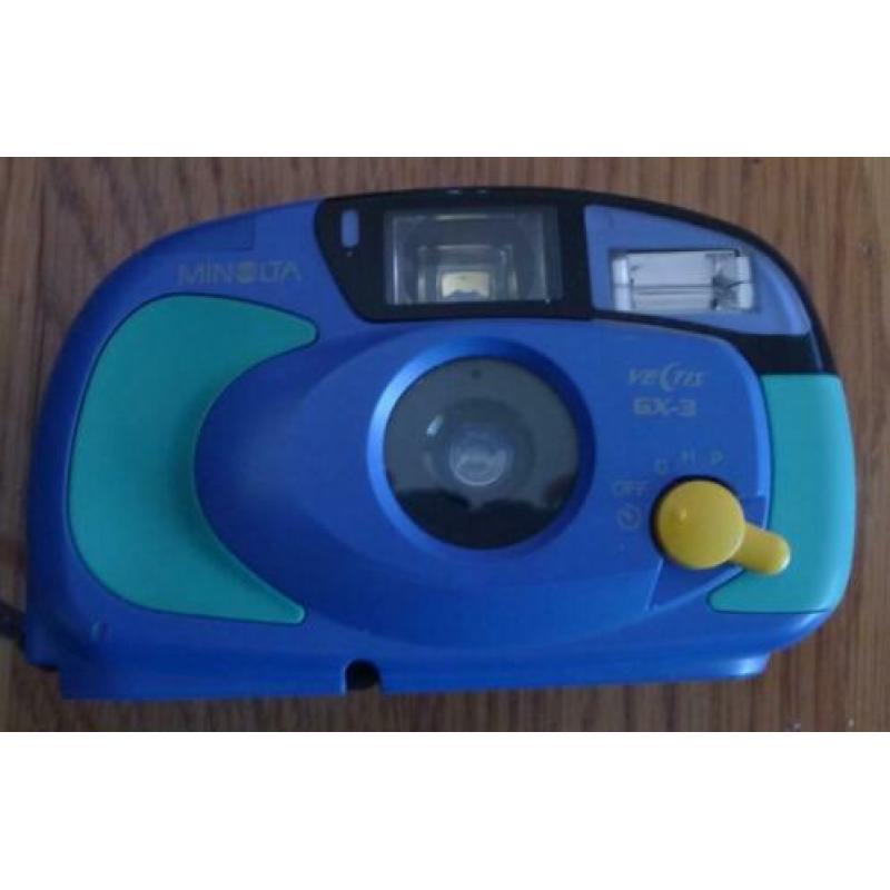 Onderwatercamera's minolta 5 stuks + 2 onderwaterhuizen