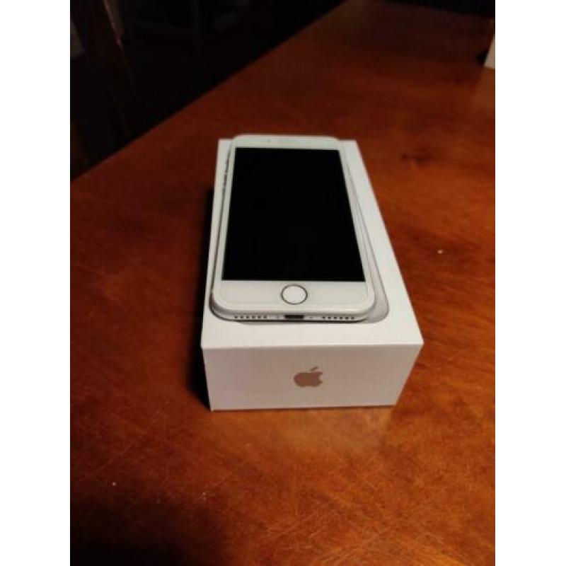 Apple iPhone 7 32GB Zilver - nieuwe accu - nieuwstaat