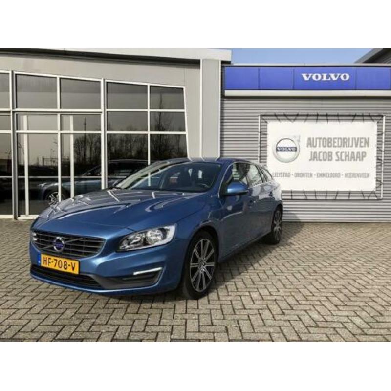 Volvo V60 2.4 D6 Twin Engine Momentum (bj 2015, automaat)