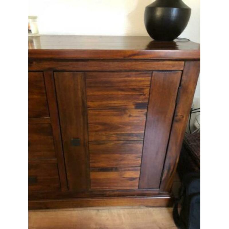Koloniaal dressoir met spiegel
