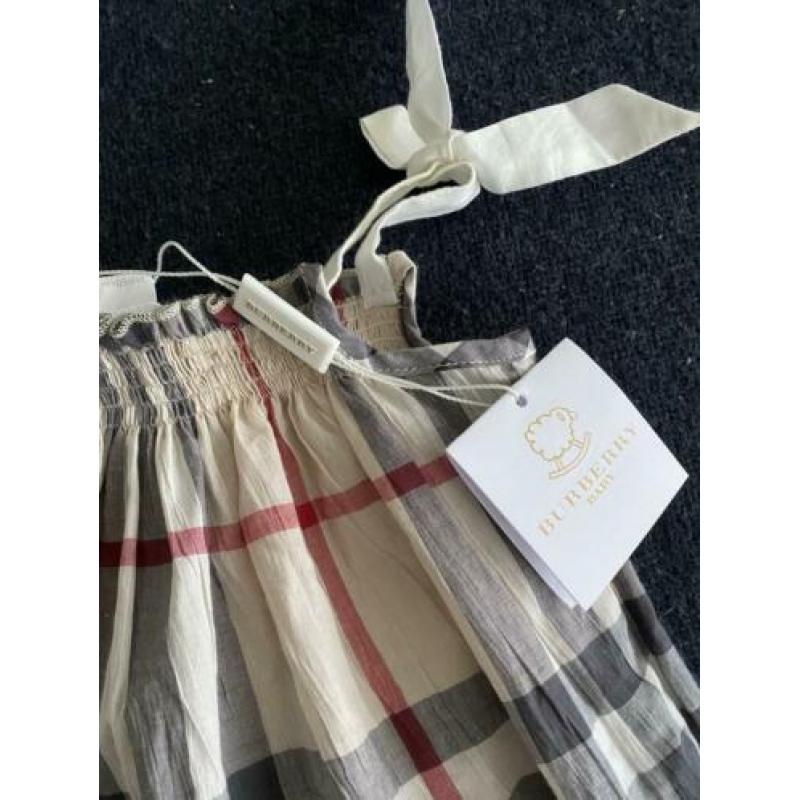Burberry zomer pakje maat 62 nieuw