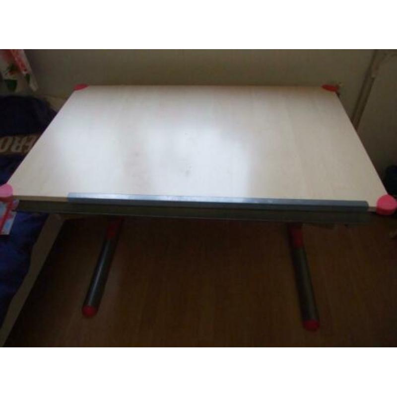 bureau/tekentafel