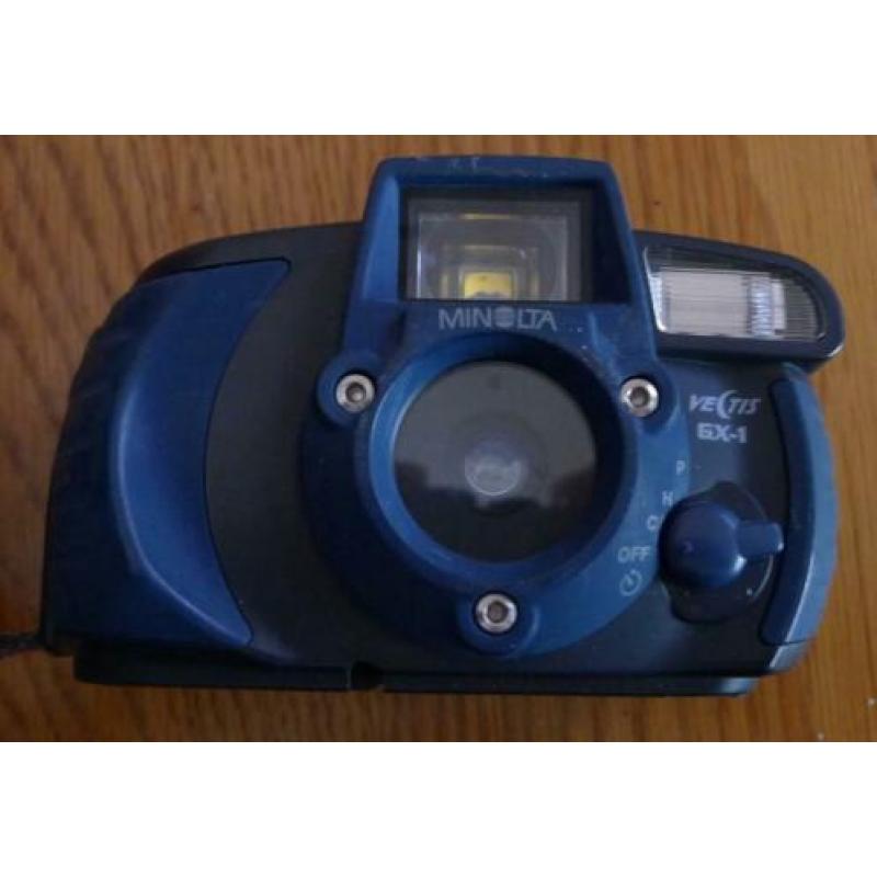 Onderwatercamera's minolta 5 stuks + 2 onderwaterhuizen