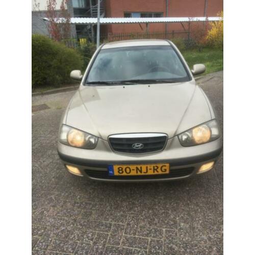 Hyundai Elantra 2.0 GLS Airco! €1600