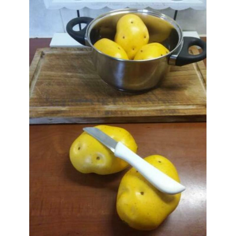 aardappels kunst en nep aardappels decoratie