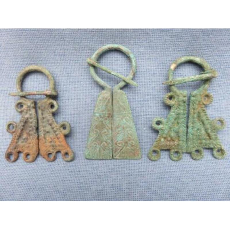 Middeleeuwen – Viking gesp fibula 7e – 9e eeuw - bodemvondst