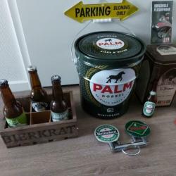 Zeer Mooie Bier Verzameling Heineken en Palm Enz Zie Foto's