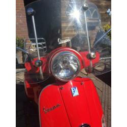 Vespa LX50 scooter