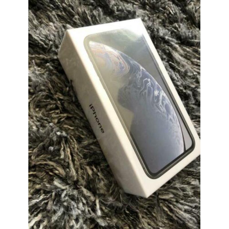 iPHONE XR ZWART 64GB NIEUW MET GARANTIE