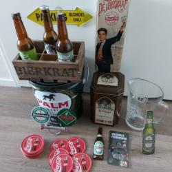 Zeer Mooie Bier Verzameling Heineken en Palm Enz Zie Foto's