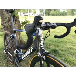 Giant Defy Advanced SL carbon racefiets M/L Di2