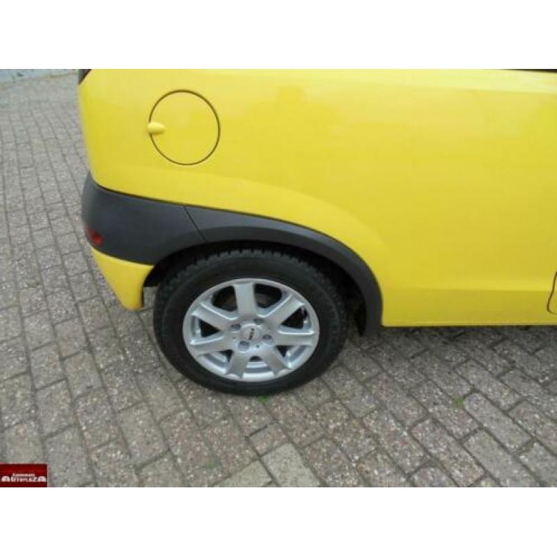 Opel Corsa 1.2-16V Comfort APK T/M 27-08-2020