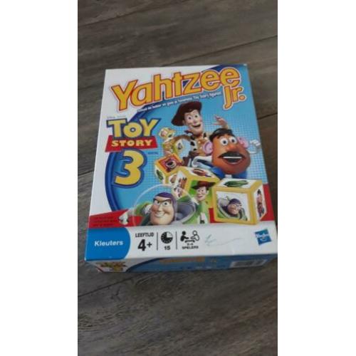Kinder yahtzee jr. Toy story 3 Disney