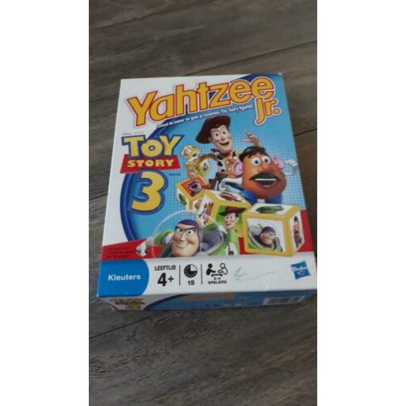 Kinder yahtzee jr. Toy story 3 Disney