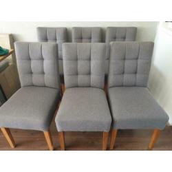 Woood eettafel stoelen.