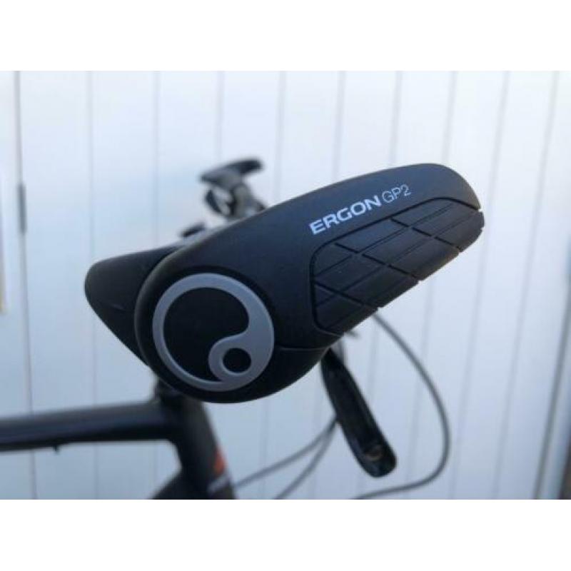 Merida Crossway 40D, als nieuw!