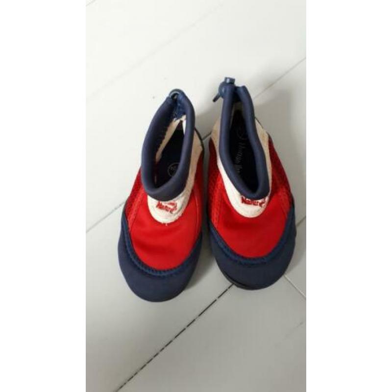 Waterschoentjes maat 23/24. €2,50