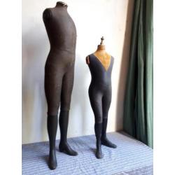 twee jongens mannequin antiek