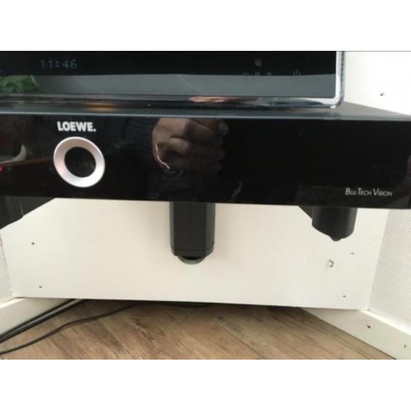 Loewe tv + blu ray