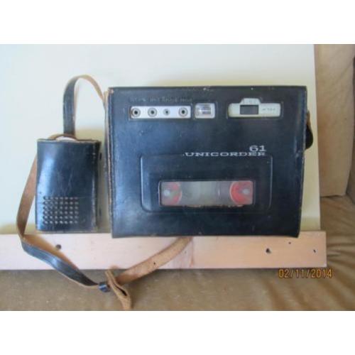 Japanse vintage draagbare Unirecorder 61 Standard, reparatie