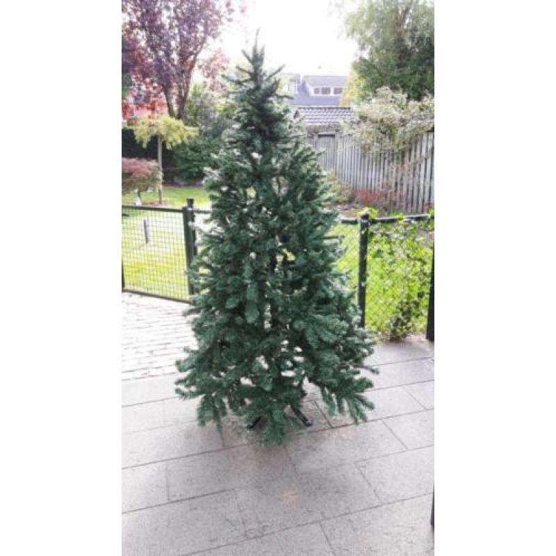 Kerstboom (kunstboom)