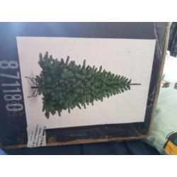 Kerstboom met versiering