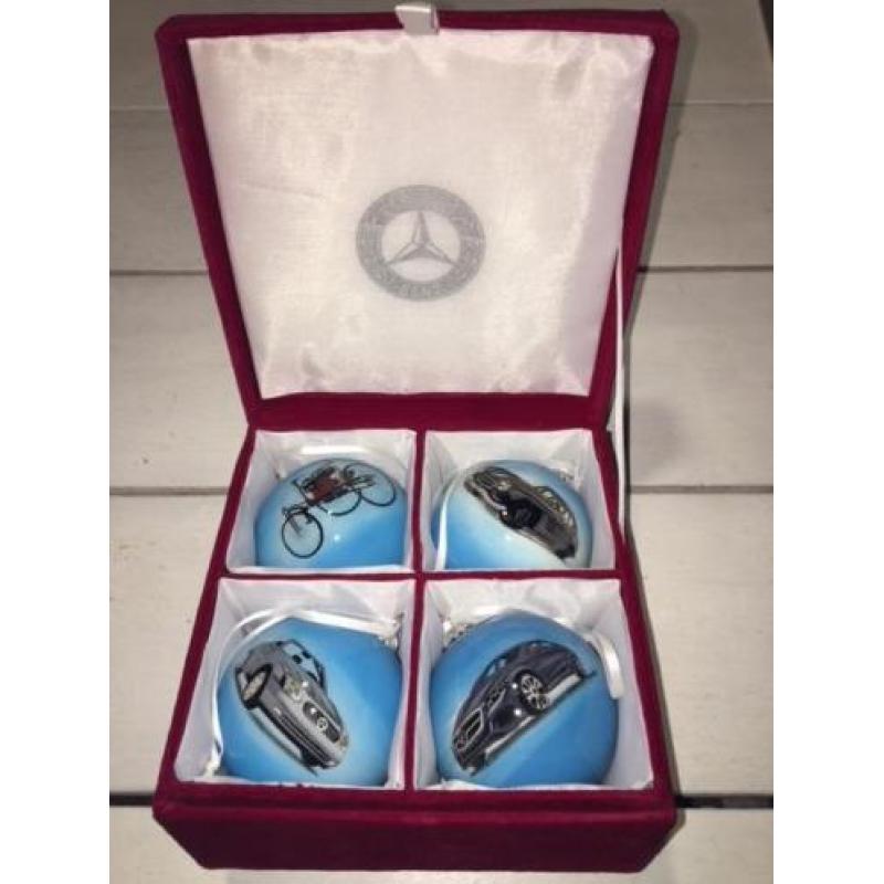 Limited edition MERCEDES BENZ kerstballen, verzamelobject