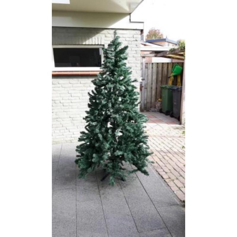 Kerstboom (kunstboom)