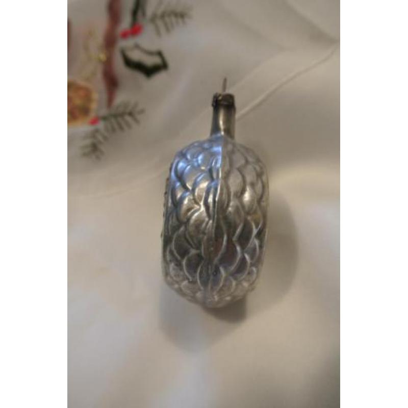 Oude kerstballen oude kerstversiering ronde bal met adelaar