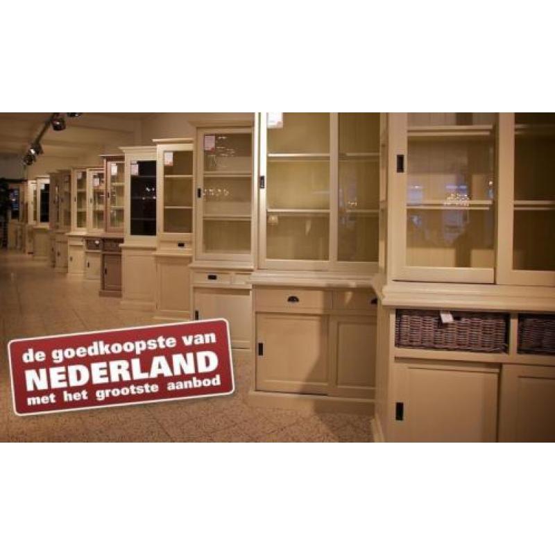 BUFFETKAST MET DRAAIDEUREN WIT van 1399,- nu voor 699,-