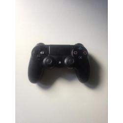 Ps 4 console + 1 controller en 3 games